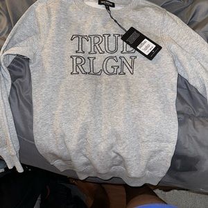True religion sweat shirt. Large in kids.